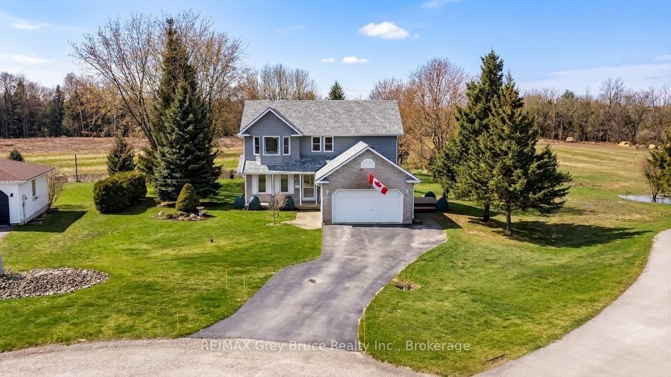 Property Photo:  112 Mary Avenue  ON N4K 5N5 