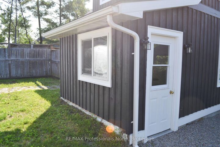 Property Photo:  14 Princess Street  ON P1H 1P2 