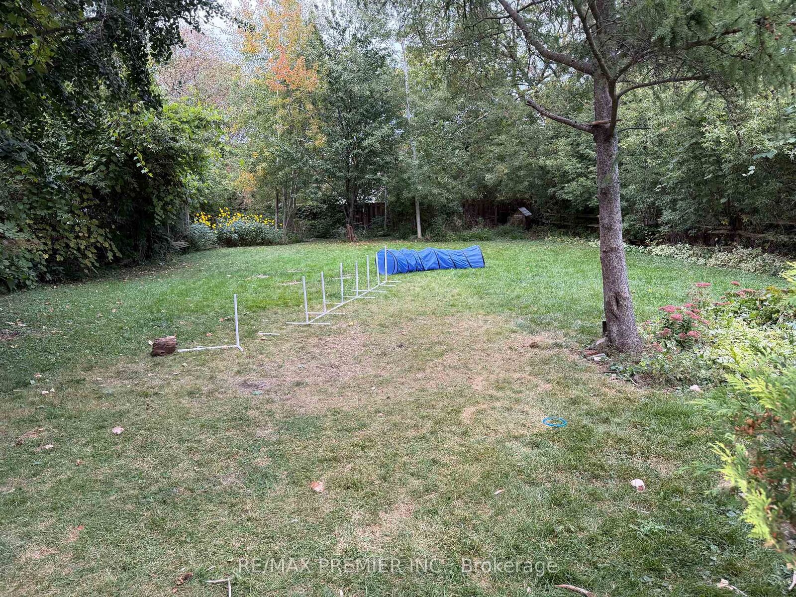 Property Photo:  1717 Charles Street  ON L1N 1C3 