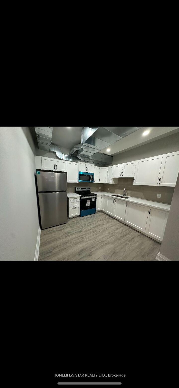 Property Photo:  837 King Street E 105  ON L8M 1B3 