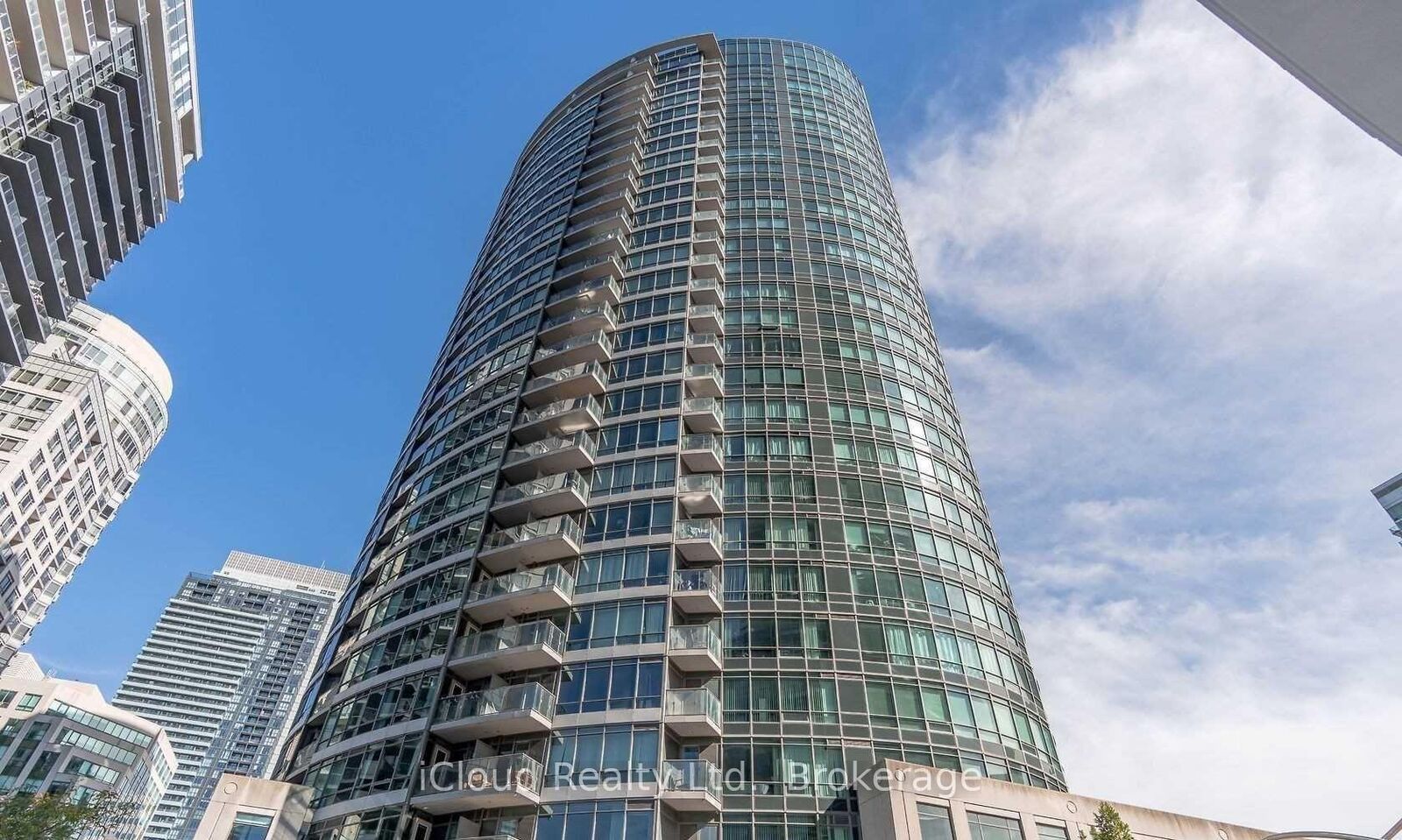Property Photo:  373 Front Street W 505  ON M5V 3R7 