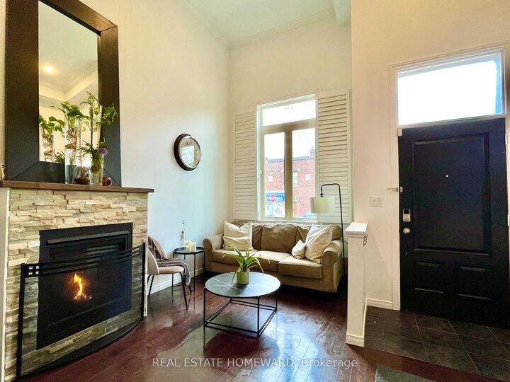 Property Photo:  287 Kingswood Road  ON M4E 3N8 