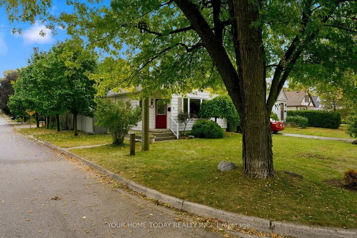 Property Photo:  1 Ostrander Boulevard  ON L7G 1Z2 