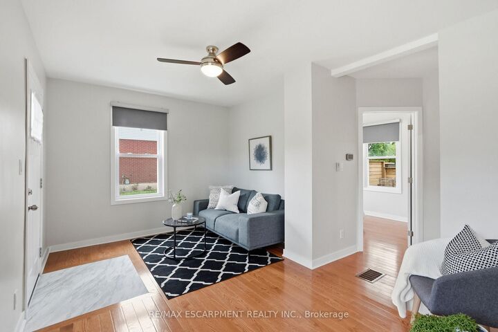 Property Photo:  410 Beach Boulevard  ON L8H 6W7 