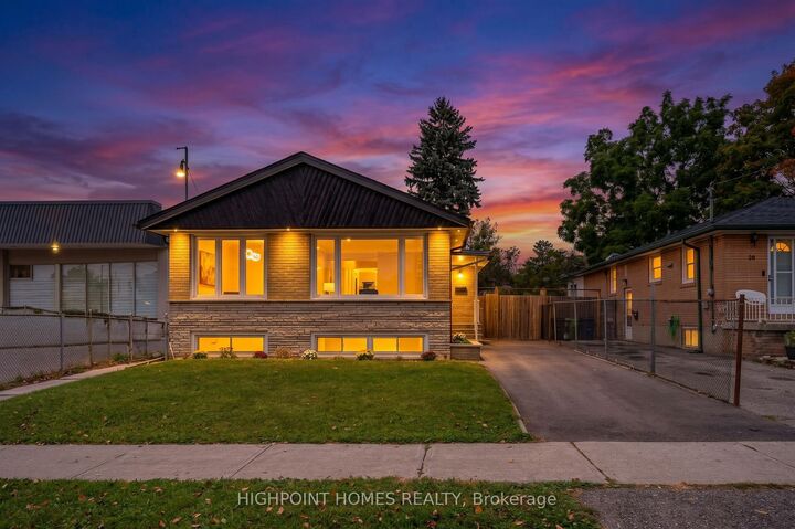 Property Photo:  26 Slan Avenue  ON M1G 3B2 