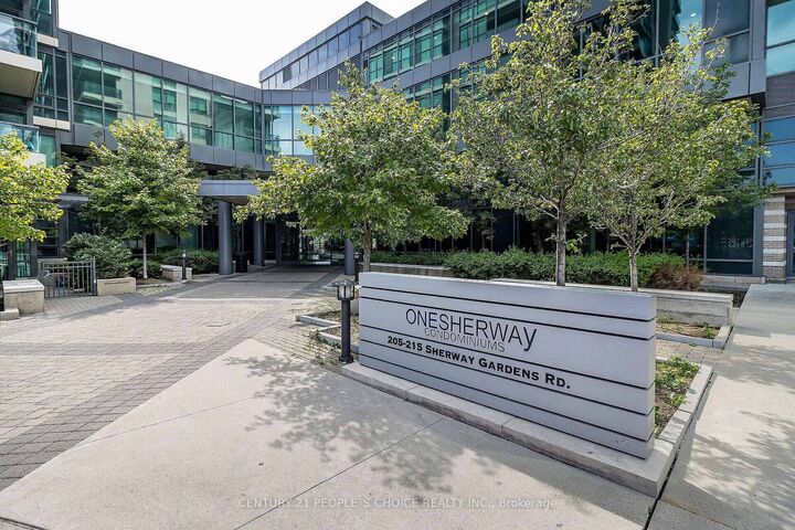 Photo de la propriété: 205 Sherway Garden 1012 ON M9C 0A5