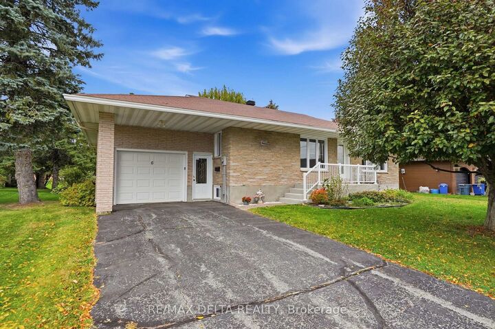 Property Photo:  6 Place Madeleine Street  ON K0C 2B0 