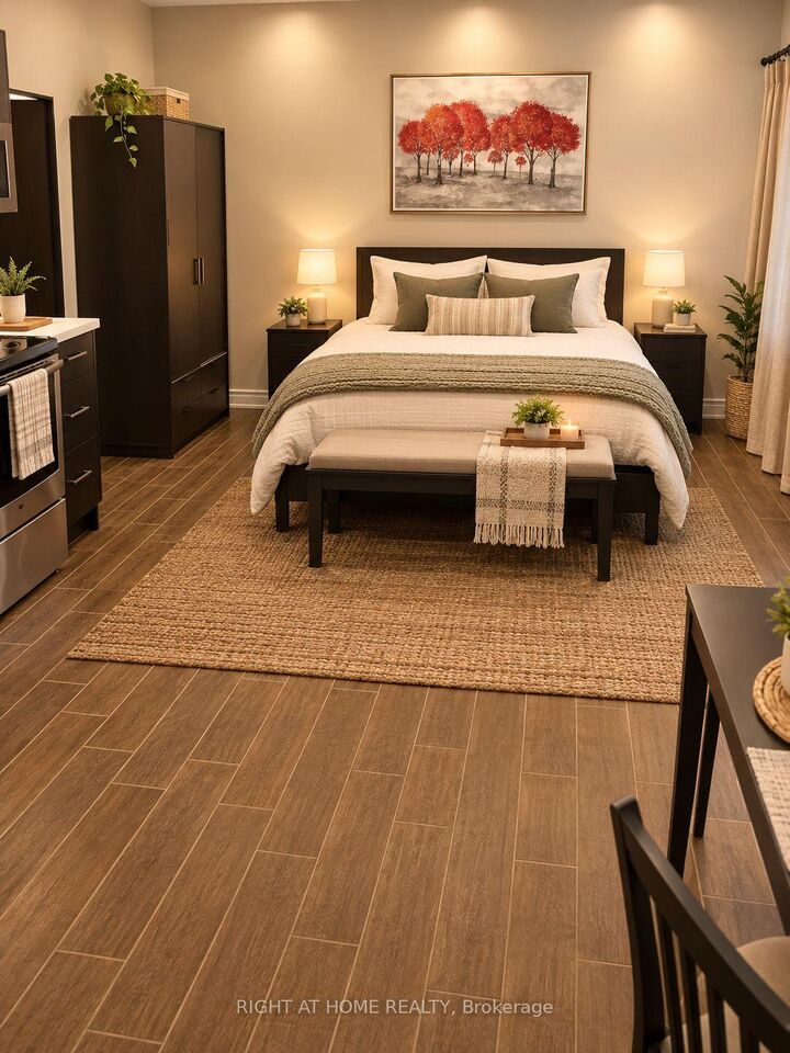 Property Photo:  332 Salem Avenue N C  ON M6H 3C7 