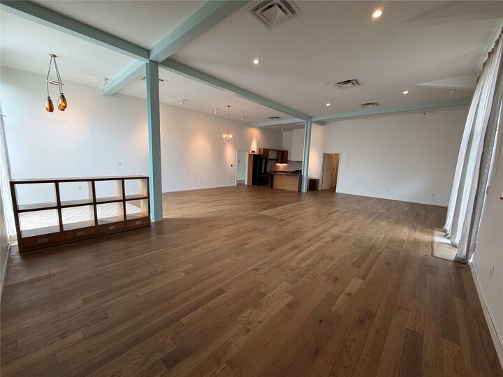 Property Photo:  4825 Weidemar Lane 600  TX 78745 