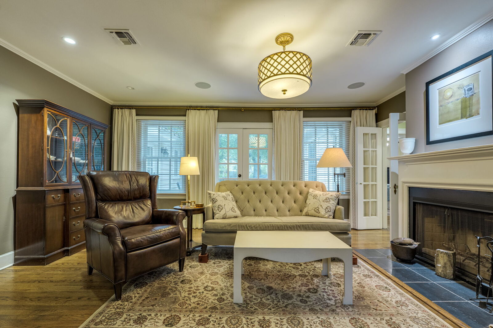 Property Photo: 1609 Woodlawn Boulevard TX 78703