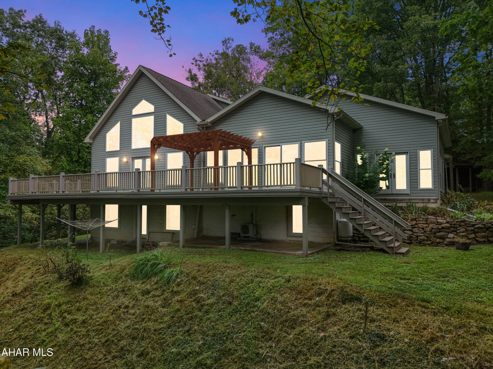 Property Photo: 330 Dale Road PA 17066