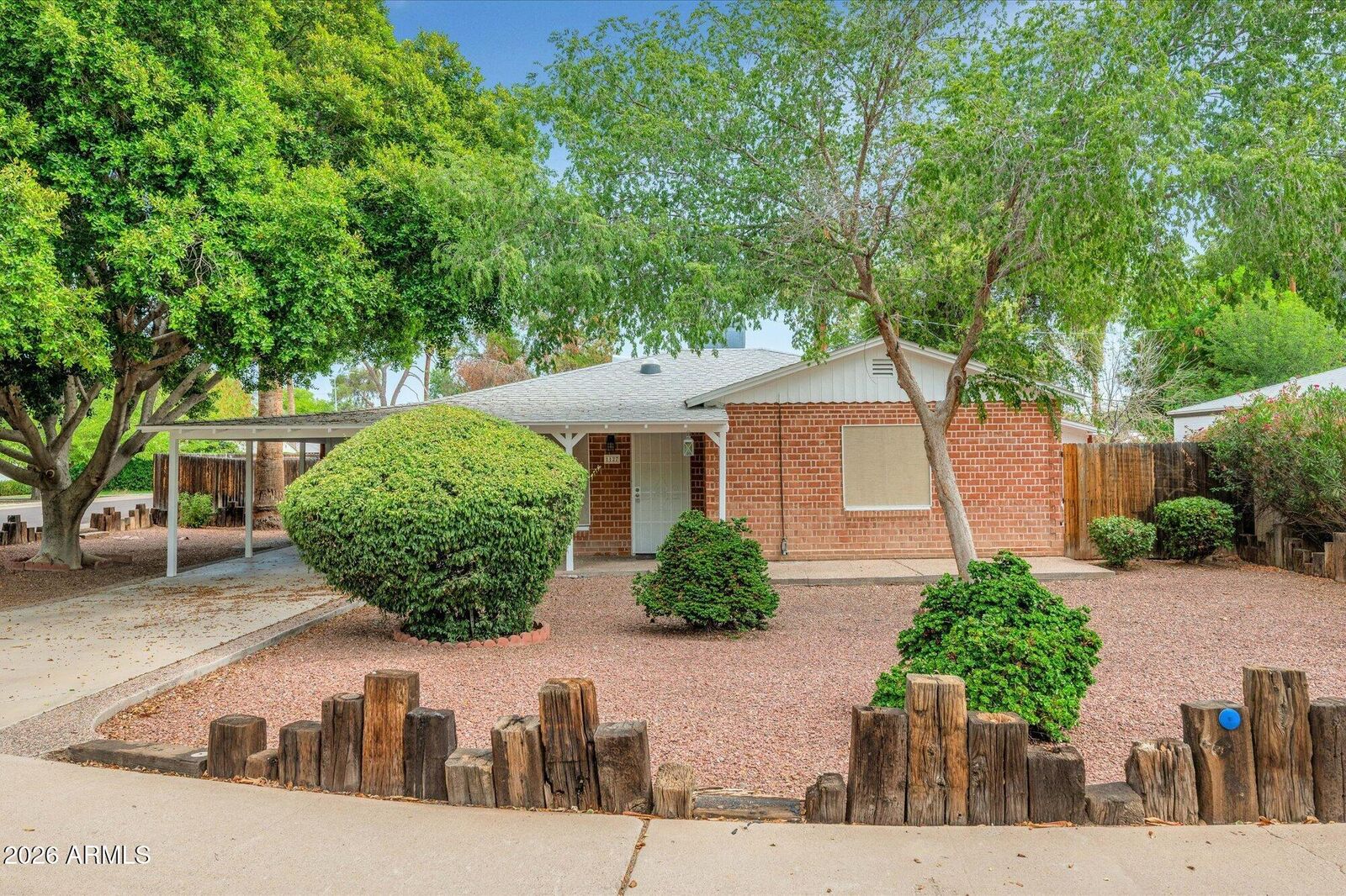 Property Photo:  1127 S Una Avenue  AZ 85281 