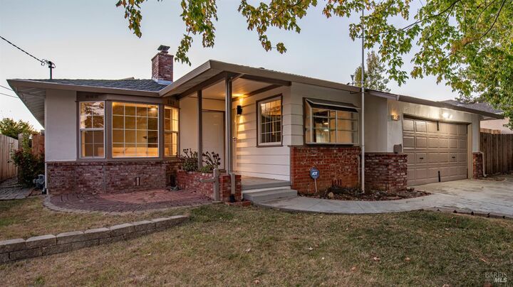 Property Photo:  909 Donaldson Way  CA 94503 