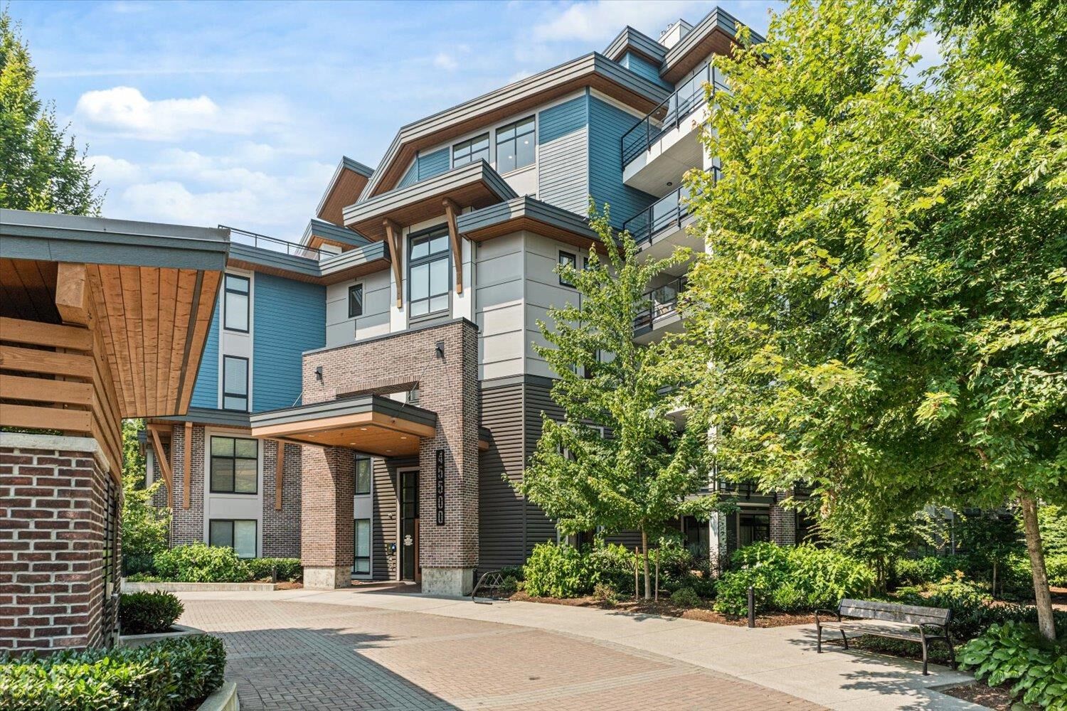 Property Photo:  45500 Market Way 112  BC V2R 6G5 