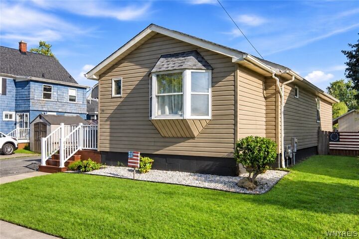 Property Photo:  11 Schuler Avenue  NY 14150 