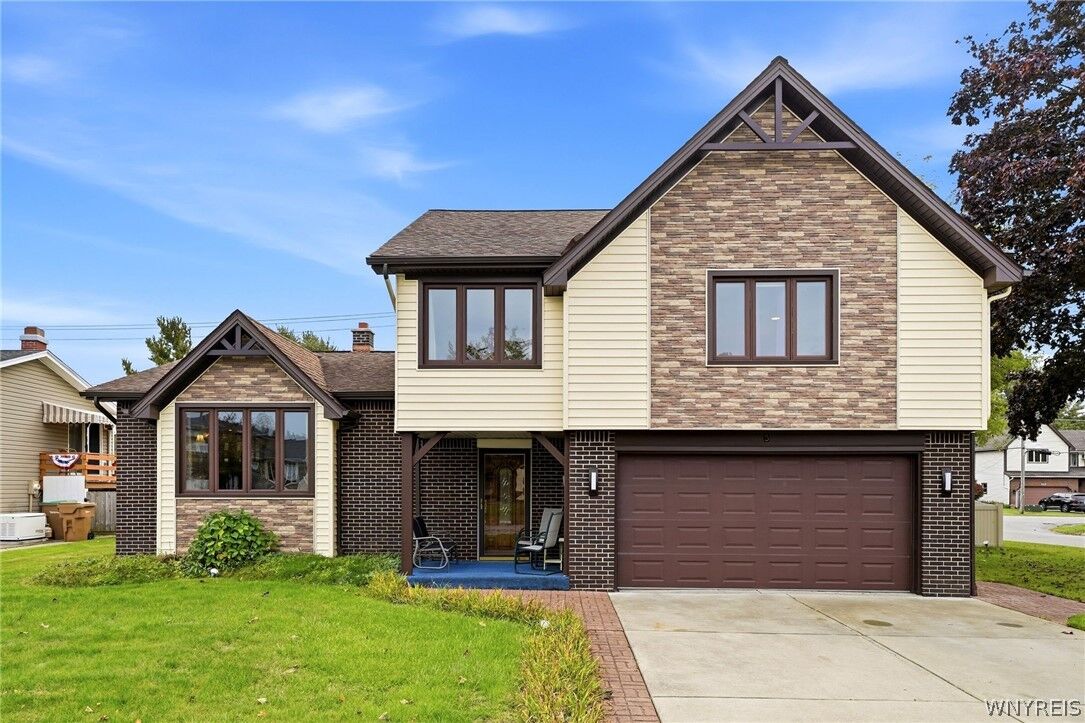 Property Photo:  3 Deer Trail  NY 14227 