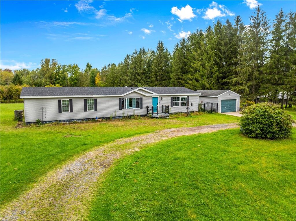 Property Photo: 2169 Kellogg Road NY 13027