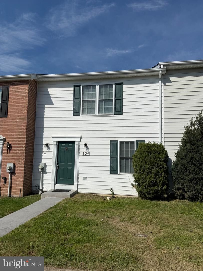 Property Photo:  104 Freeton Court  VA 22655 