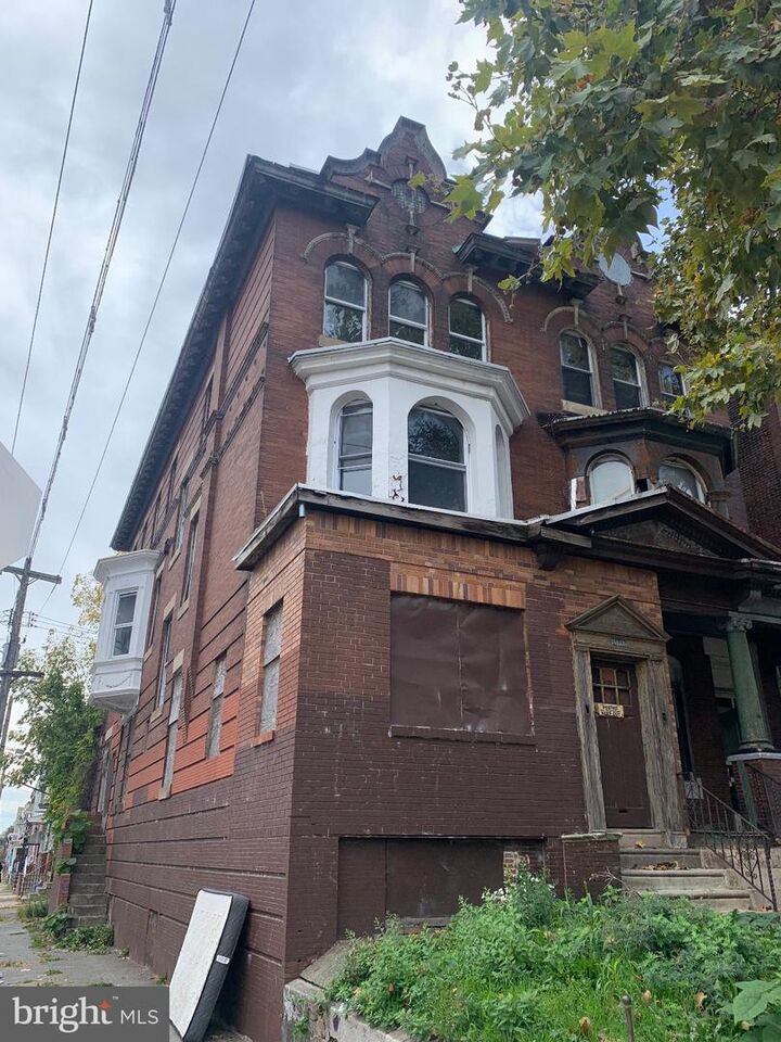 Property Photo:  1522 Erie W  PA 19140 