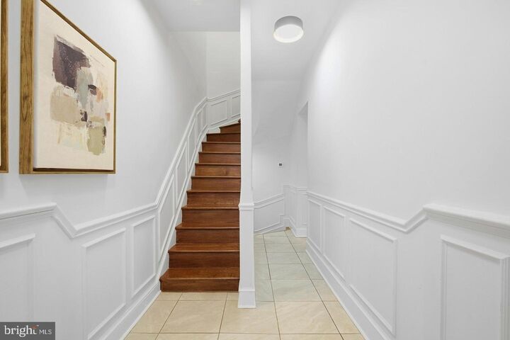 Property Photo:  820 North Carolina Avenue SE  DC 20003 