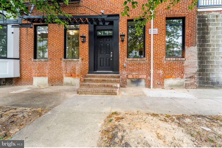 Property Photo:  1100 W Lafayette Avenue 2  MD 21217 