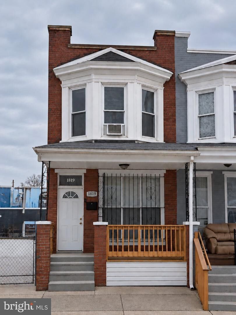 Property Photo: 1819 N Smallwood Street MD 21216