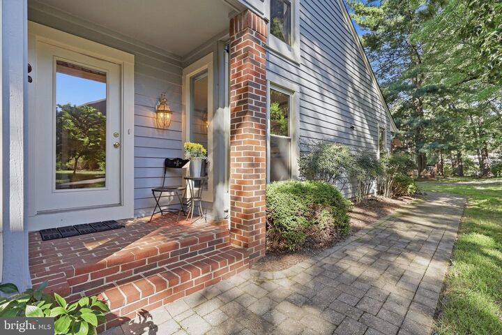 Property Photo:  11411 Orchard Green Court  VA 20190 