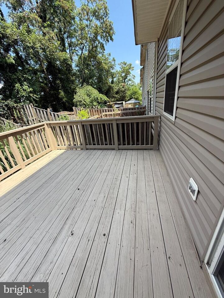 Property Photo:  61 Sire Way  VA 20186 