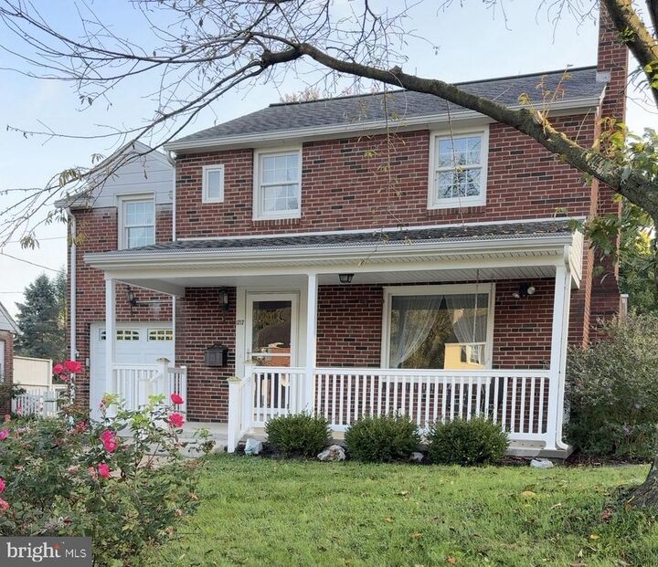 Property Photo:  1717 Warren Street  PA 17070 