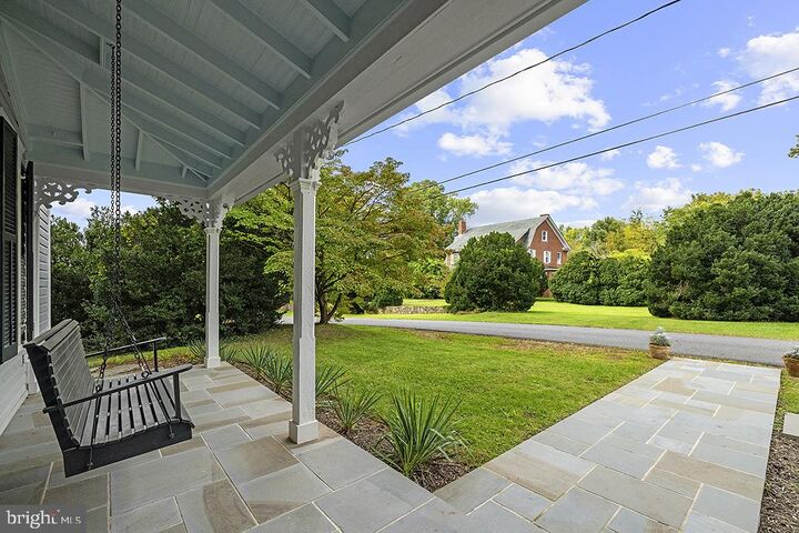 Property Photo:  558 Gay Street  VA 22747 