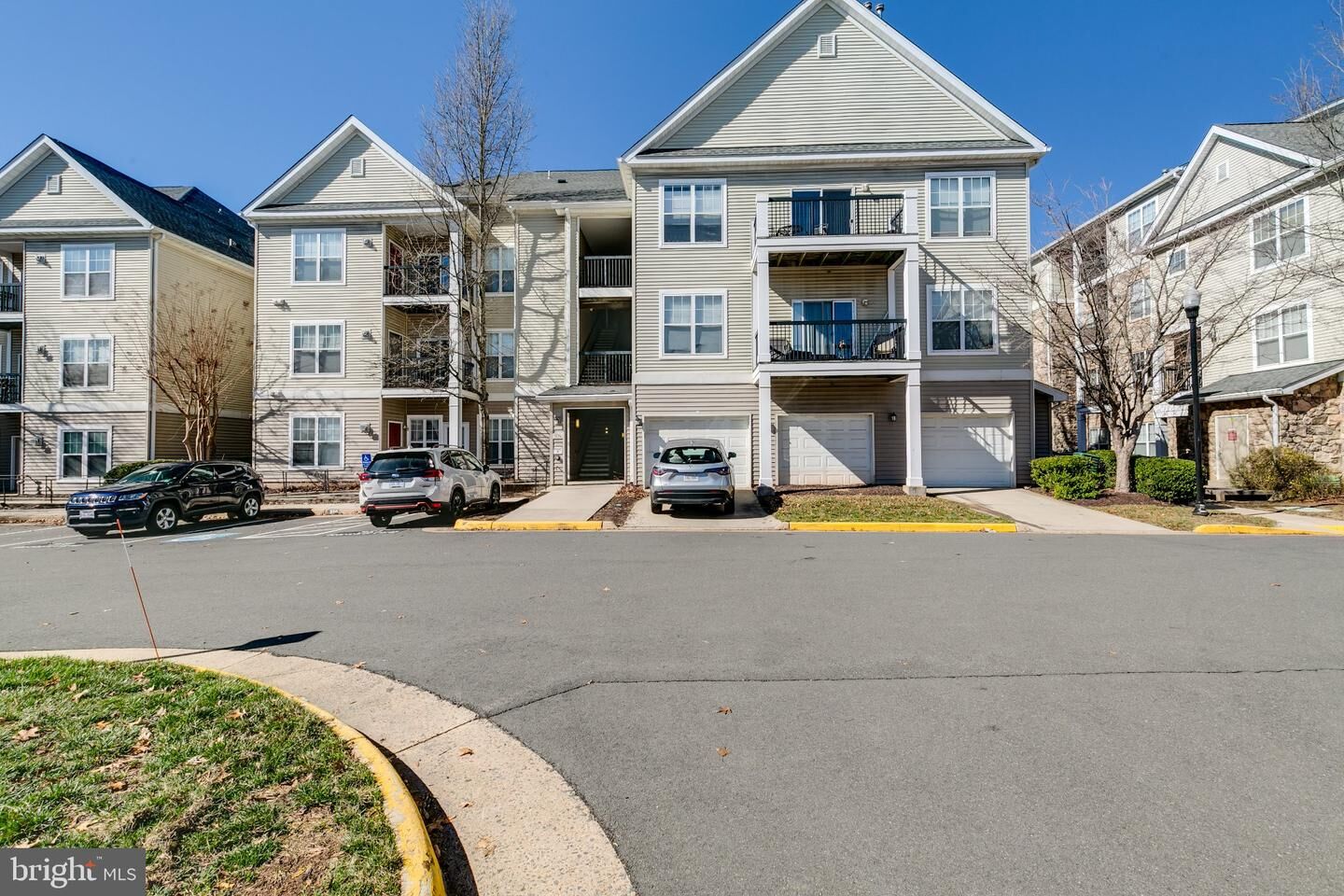 Property Photo: 5124 Brittney Elyse Circle C VA 20120