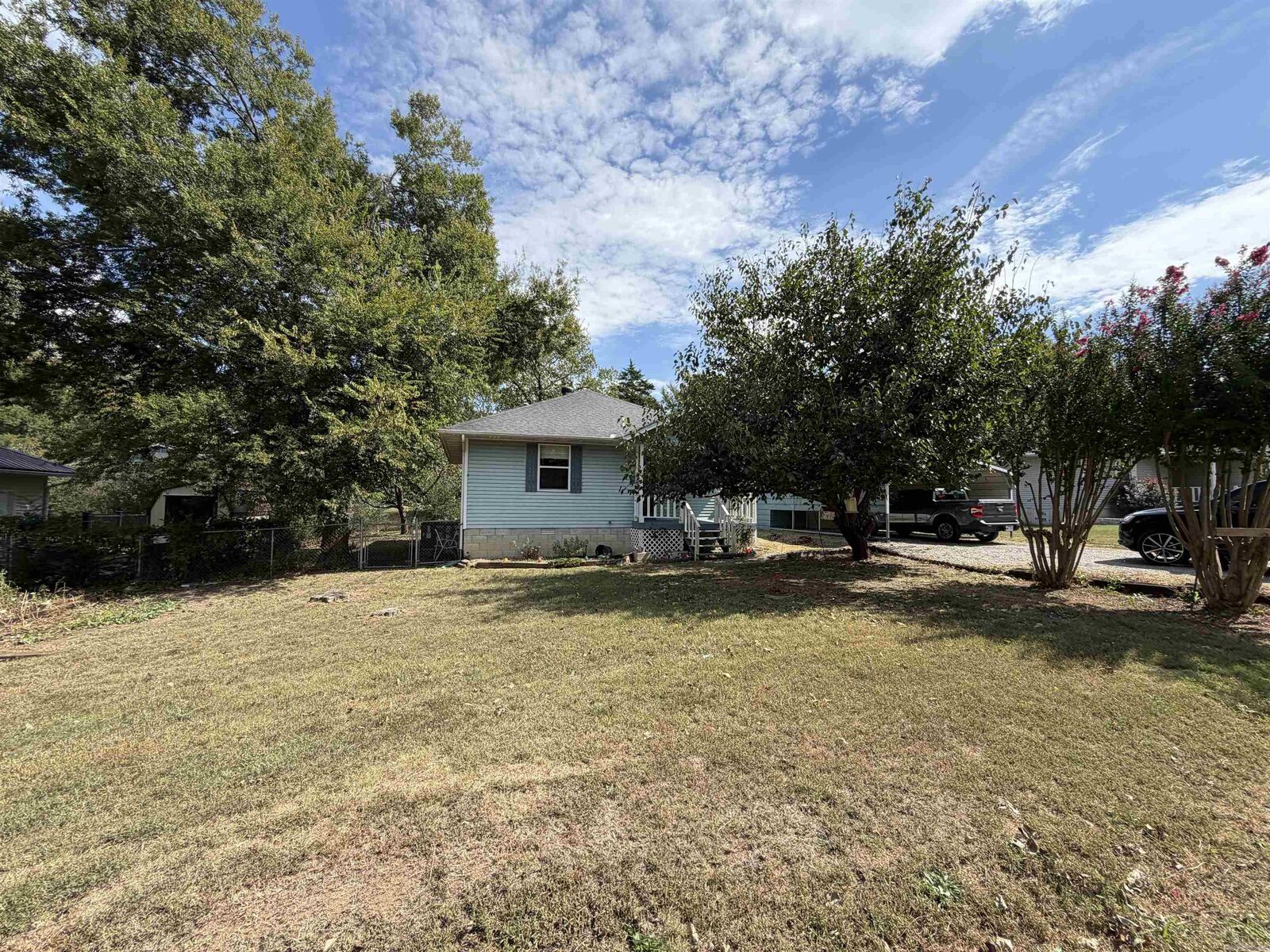 Property Photo:  301 South Street Court  AR 72634 