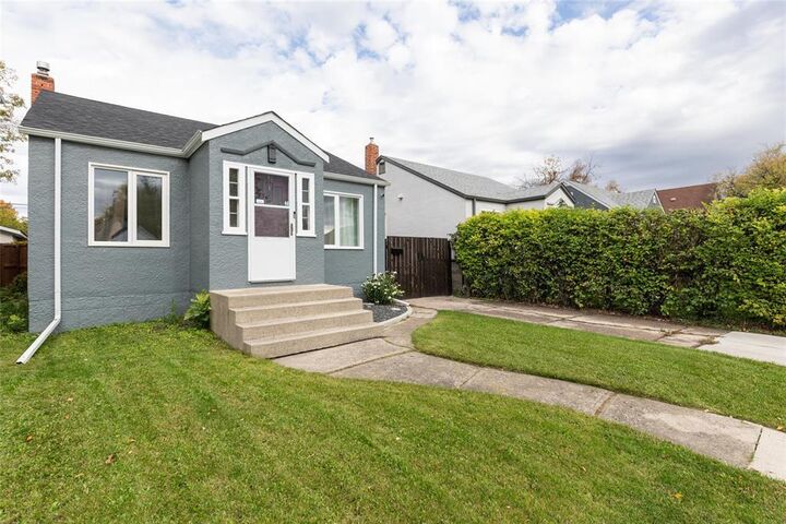 Photo de la propriété:  367 Jamison Avenue  MB R2K 1N1 