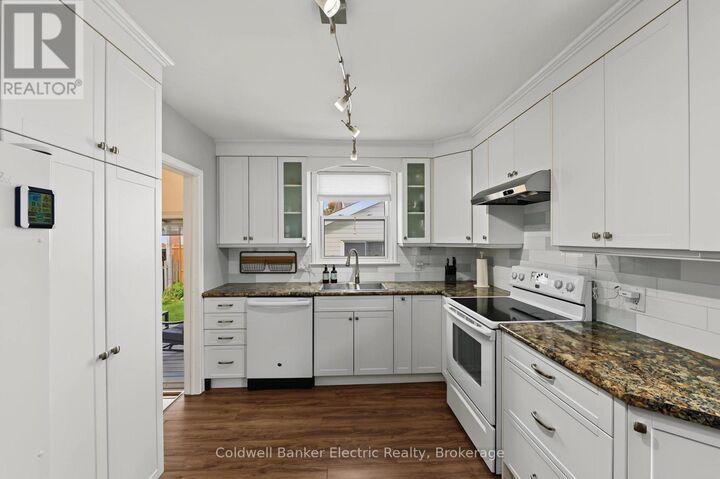 Property Photo: 440 Howden Street ON K9J 4B3