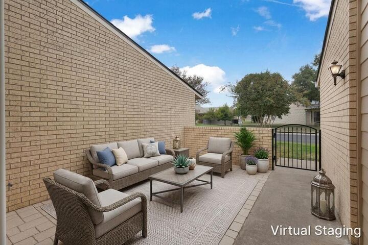 Property Photo:  463 Summit Circle  TX 78624 