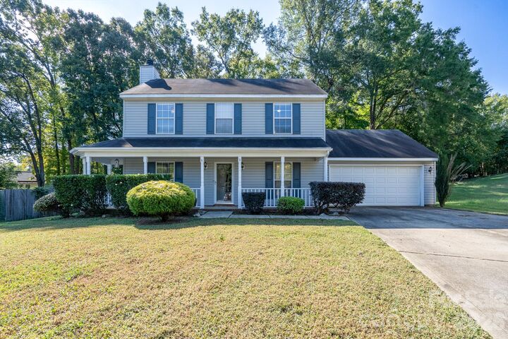 Property Photo: 14200 Lavender Trace Court NC 28273