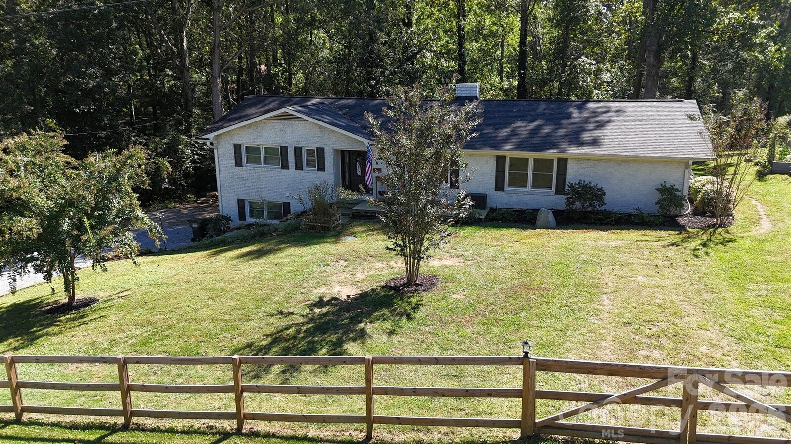 Property Photo:  200 Whispering Hills Drive  NC 28792 