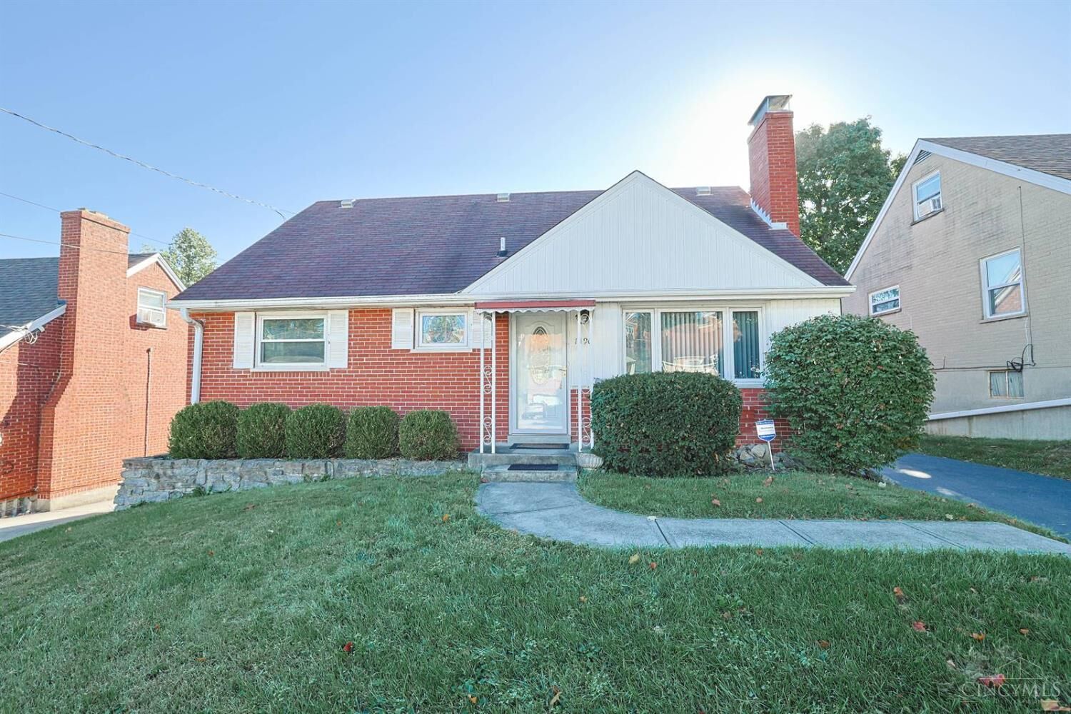 Property Photo:  1190 Thurnridge Drive  OH 45215 