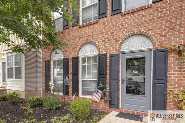 Property Photo:  49 Albury Way  NJ 08902 