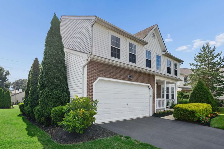 Property Photo:  114 Tabilore Loop  OH 43015 