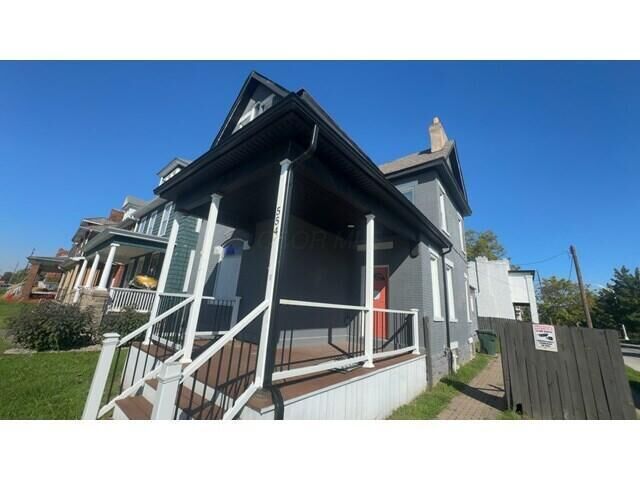 Property Photo: 554 Oakwood Avenue OH 43205
