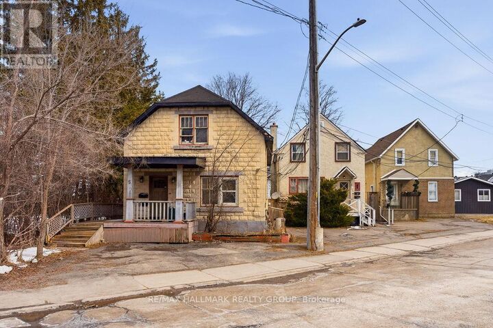 Property Photo:  5 & 7 Hurdman Road  ON K1N 8N6 