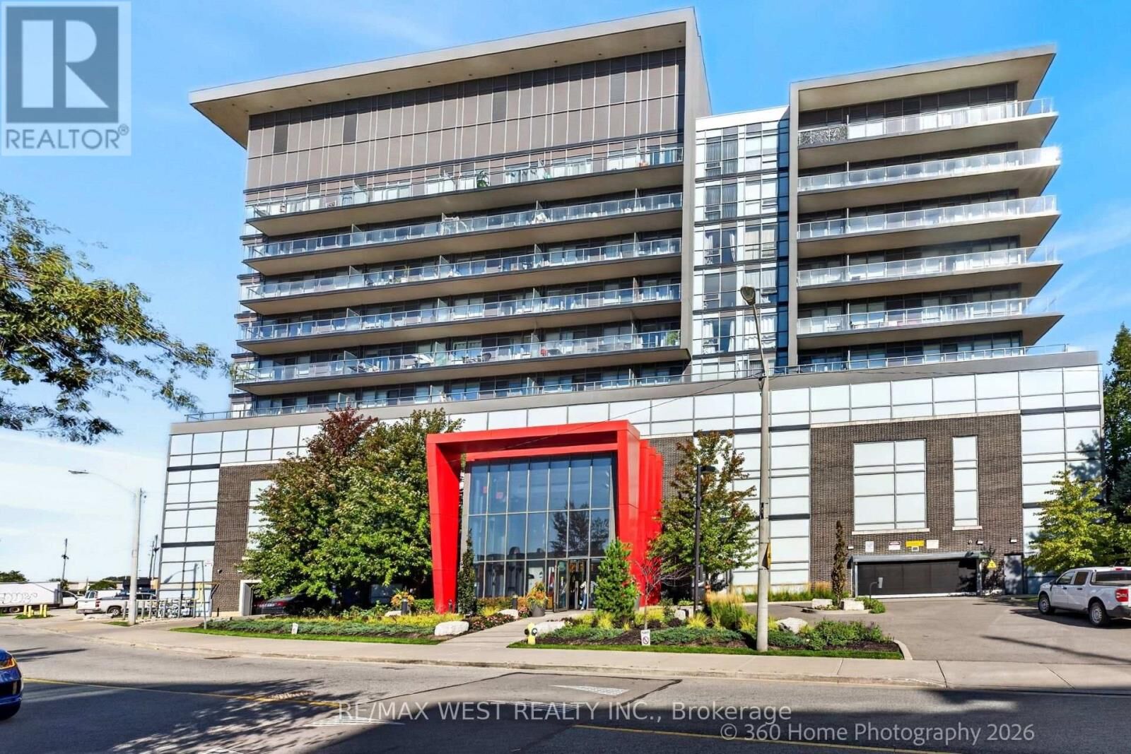 Property Photo:  15 James Findlay Way 631  ON M3M 0B3 