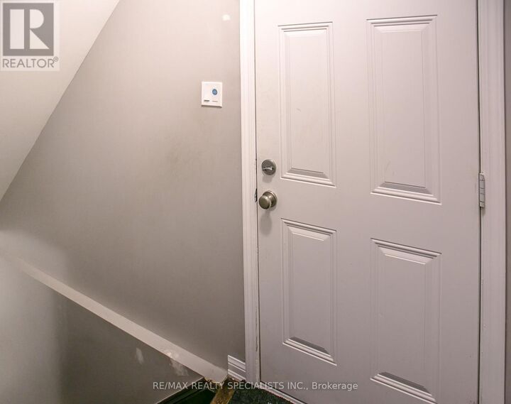 Property Photo:  88 Robert Parkinson Drive  ON L7A 0G2 