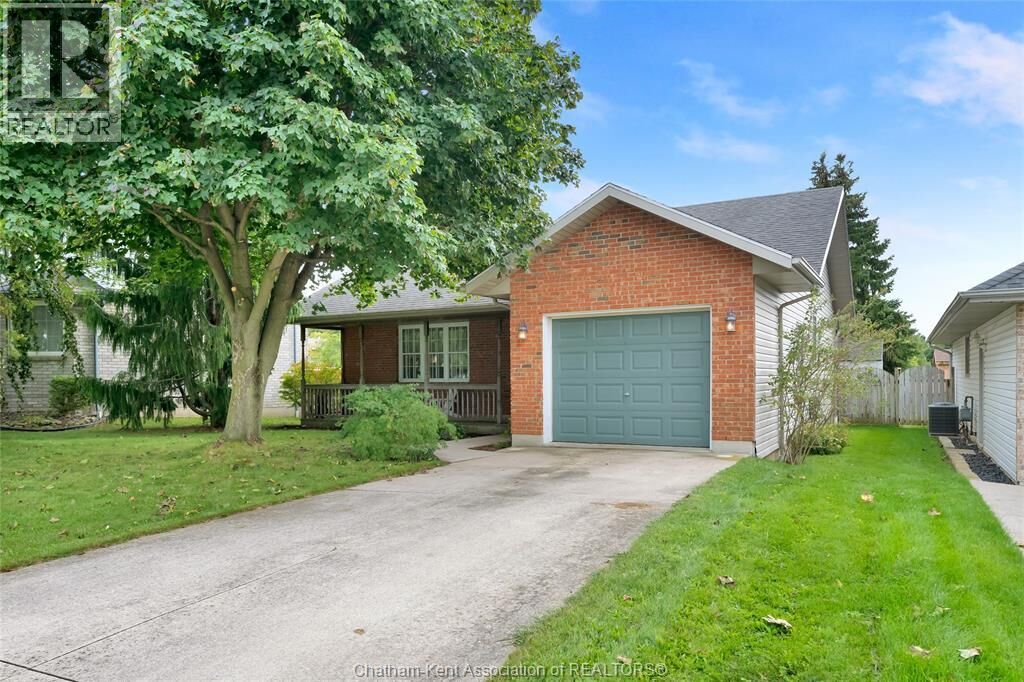 Property Photo:  6 James Street  ON N0P 1A0 