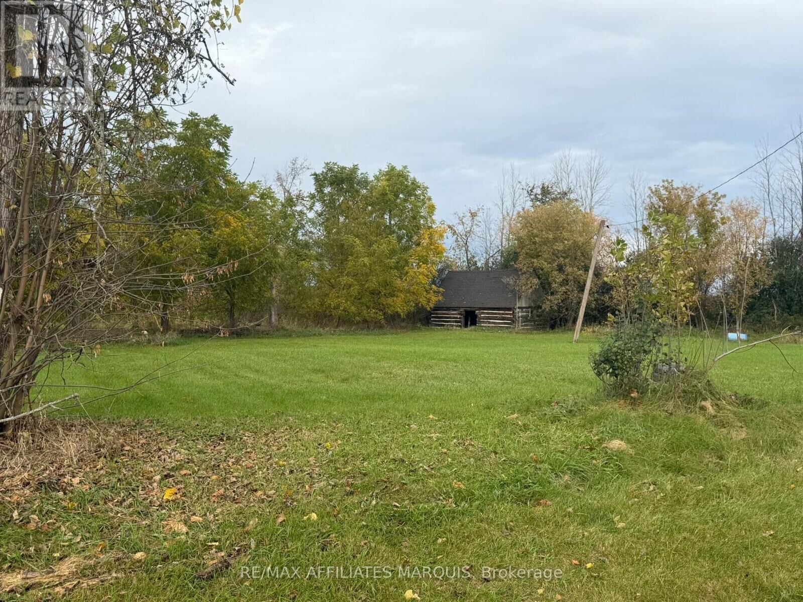 Property Photo:  433 Rosedale Road South  ON K7A 5B8 