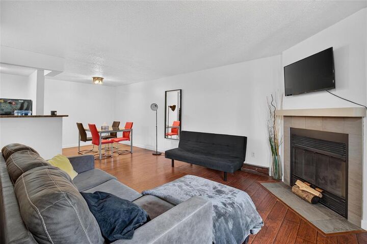 Property Photo:  1760 Henderson Highway  MB R2G 3H2 