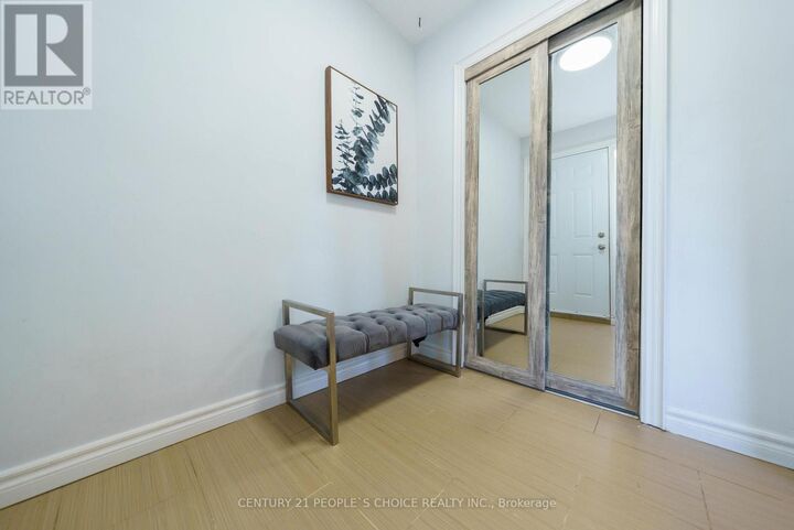 Property Photo:  172 Hollyberry Trail  ON M2H 2P4 