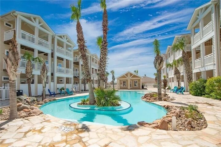 Property Photo: 14202 Encantada Avenue 202 TX 78418