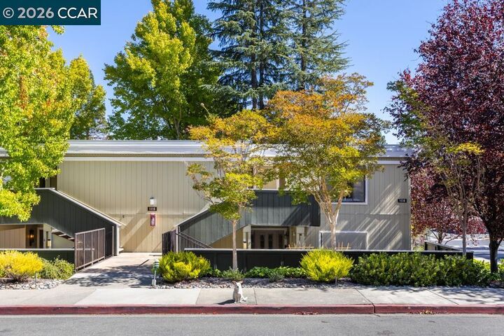 Property Photo:  1116 Running Springs Rd 7  CA 94595 